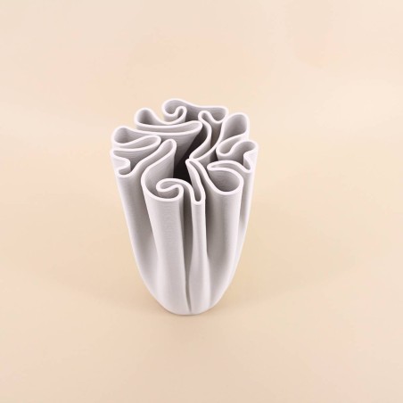 Vase blanc céramique plissé 3D 28cm | Hashtag Déco