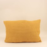 Coussin en tissu gaufré jaune 40x60cm | Hashtag Déco