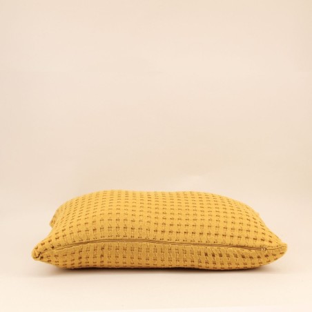 Coussin en tissu gaufré jaune 40x60cm | Hashtag Déco