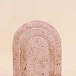 Serre-livres arche travertin beige en ciment | Hashtag Déco