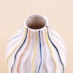 Vase en céramique blanc lignes colorées 19cm | Hashtag Déco