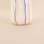 Vase céramique blanc 17cm, lignes colorées | Hashtag Déco