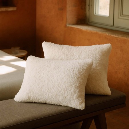 Coussin fausse fourrure blanc 40x60cm | Hashtag Déco