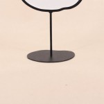 Miroir organique en métal noir sur pied 25cm | Hashtag Déco