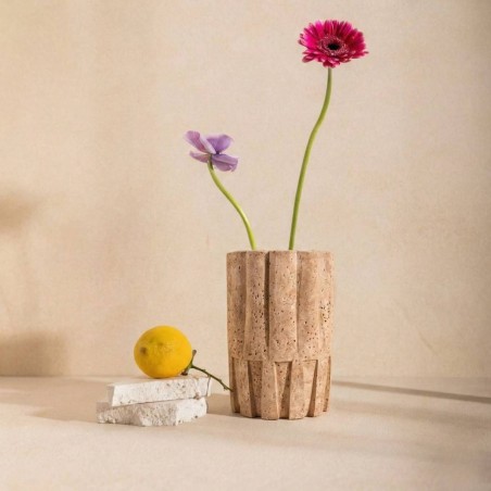 Vase corolle travertin beige ciment | Hashtag Déco