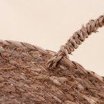 Panier rond brodé "Smile" en jonc de mer naturel | Hashtag Déco