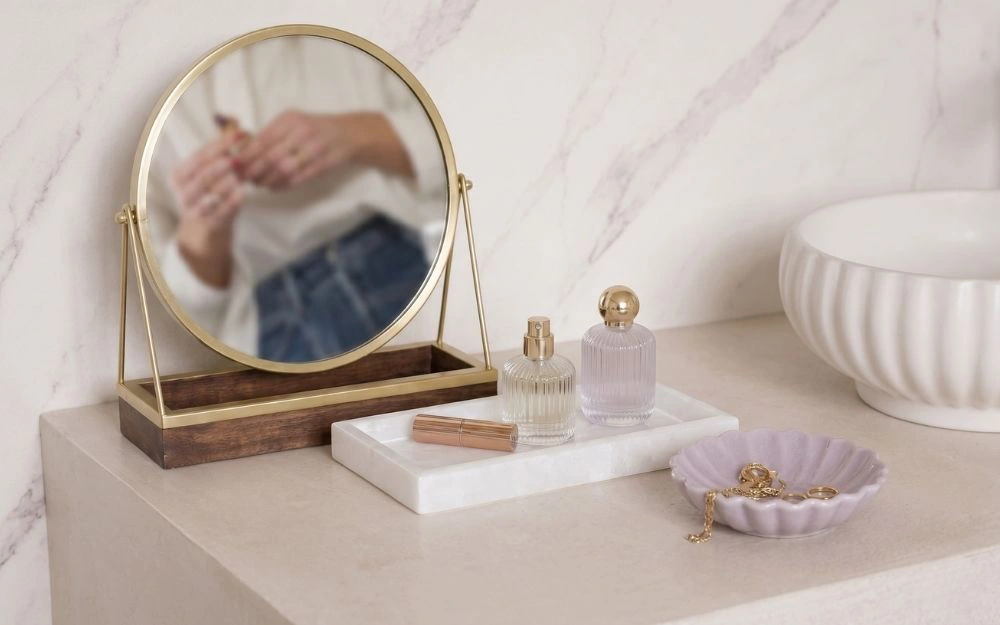 Miroir à poser avec plateau à bijoux 24x28cm
